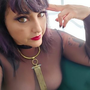 Saint Louis Dominatrix - Elegant Chicago Prodomme